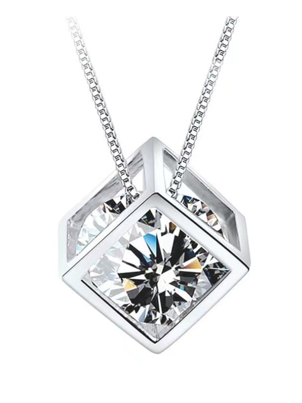 Lănțișor din argint cu diamant Moissanite 1ct Victoria